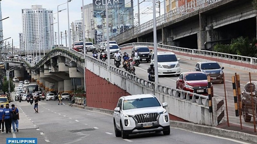 Philippines thay đổi giờ làm để tránh tắc đường ở vùng thủ đô